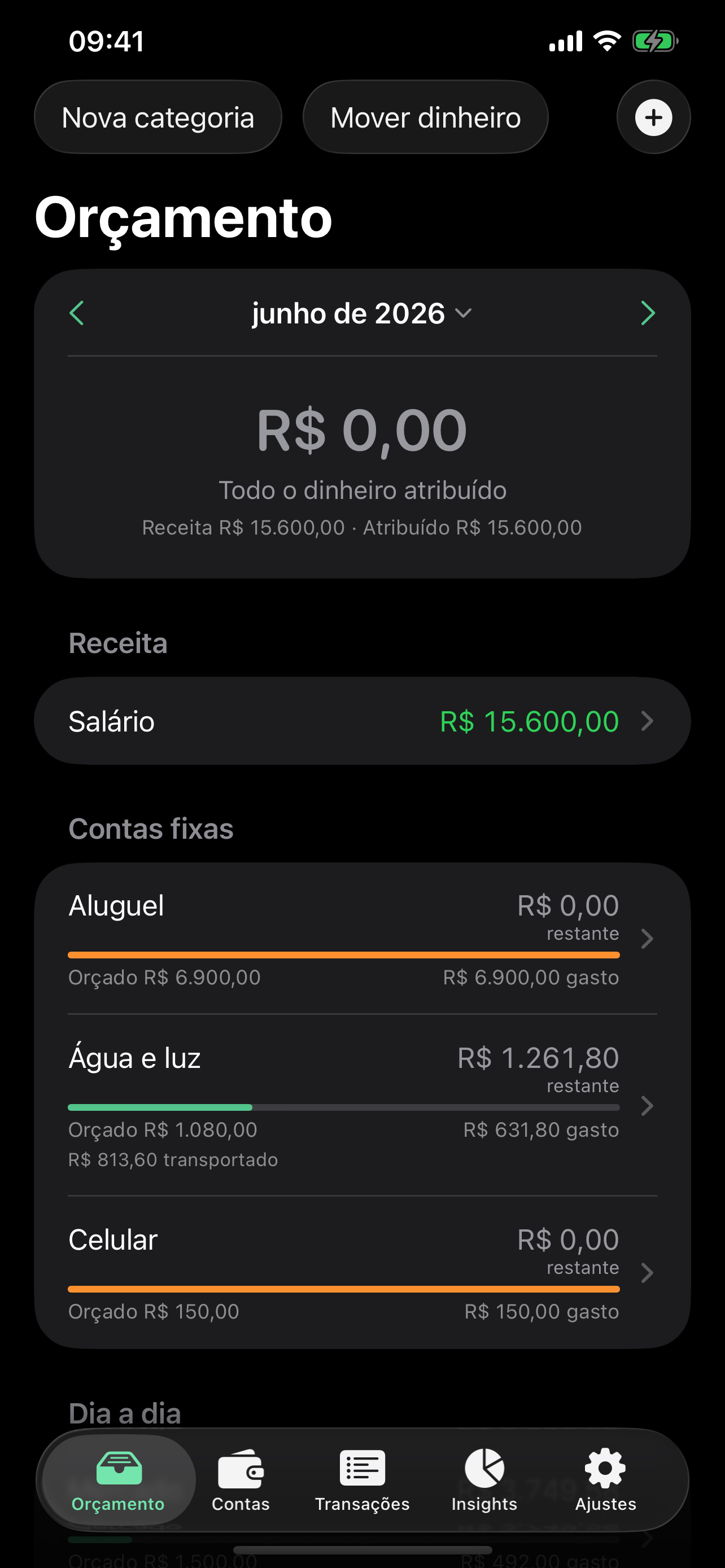 A tela de Orçamento com a receita distribuída entre envelopes